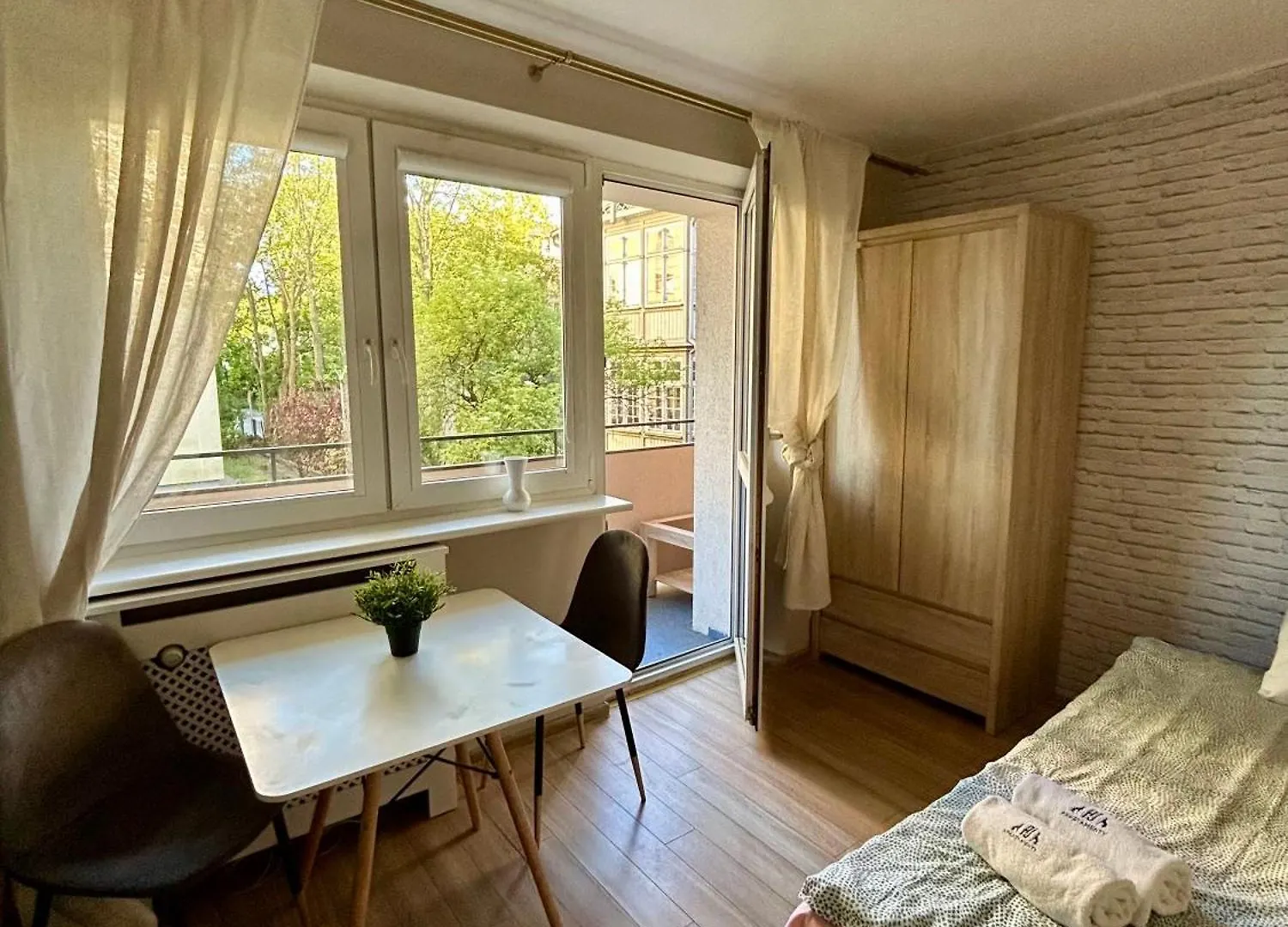 Niepodleglosci Studio سوبوت